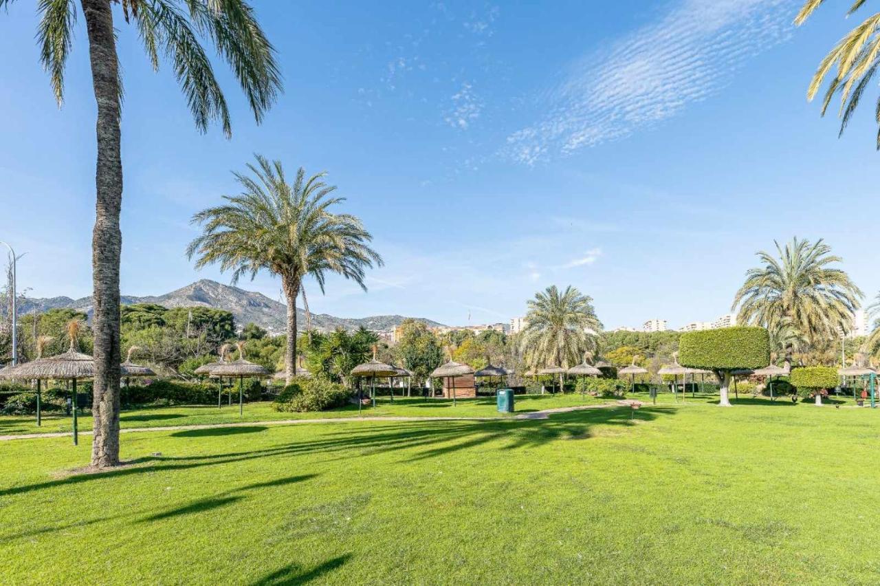 Benalbeach Apartamento Con Vistas Maravillosas Malaga Bagian luar foto